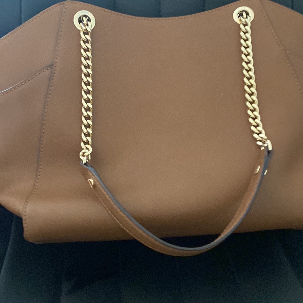 Michael Kors purse brown with gold hardware - Picture 2 of 7